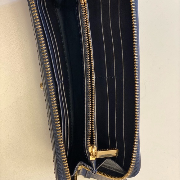 Tory Burch Leather Pebbled Crossbody Satchel Large - Picture 6 of 8